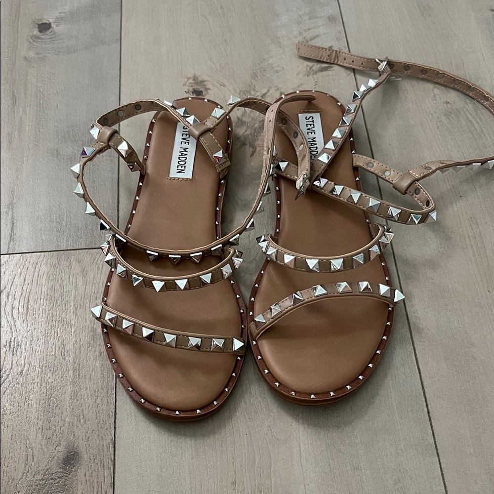 Steve Madden Brown Studded Sandals
